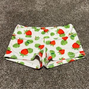 Fleo strawberry short